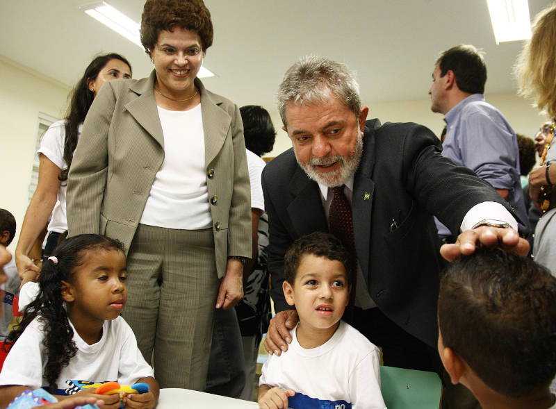 No governo Lula, em 2007, foi criado o Fundeb; os repasses da União para o fundo aumentaram de R$ 4,4 bi em 2007 para R$ 17,0 bi em 2015, em valores de 2021. | Foto: Ricardo Stuckert