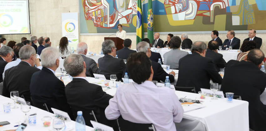 Presidenta Dilma Rousseff em reunião do Conselho de Desenvolvimento Econômico e Social. | Foto: Lula Marques/Agência PT